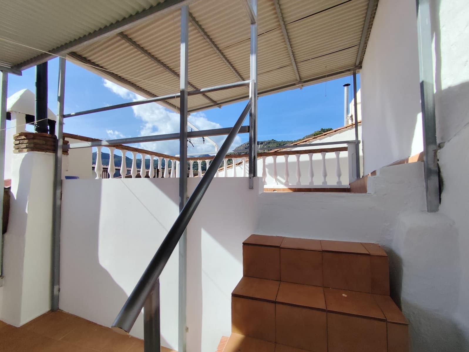 3 soverom Kjedet enebolig til salgs i Otivar - € 85 000 (Ref: 9402835)