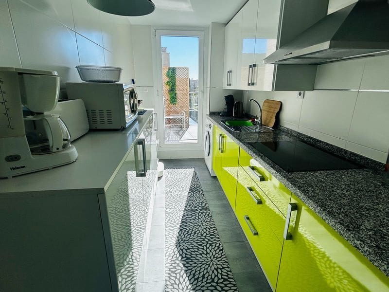 3 soverom Leilighet til salgs i Almunecar med svømmebasseng garasje - € 320 000 (Ref: 9436618)