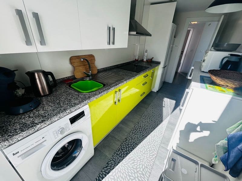 3 soverom Leilighet til salgs i Almunecar med svømmebasseng garasje - € 320 000 (Ref: 9436618)