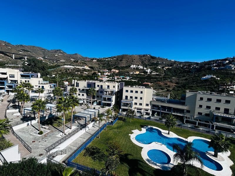 3 soverom Leilighet til salgs i Almunecar med svømmebasseng garasje - € 320 000 (Ref: 9436618)