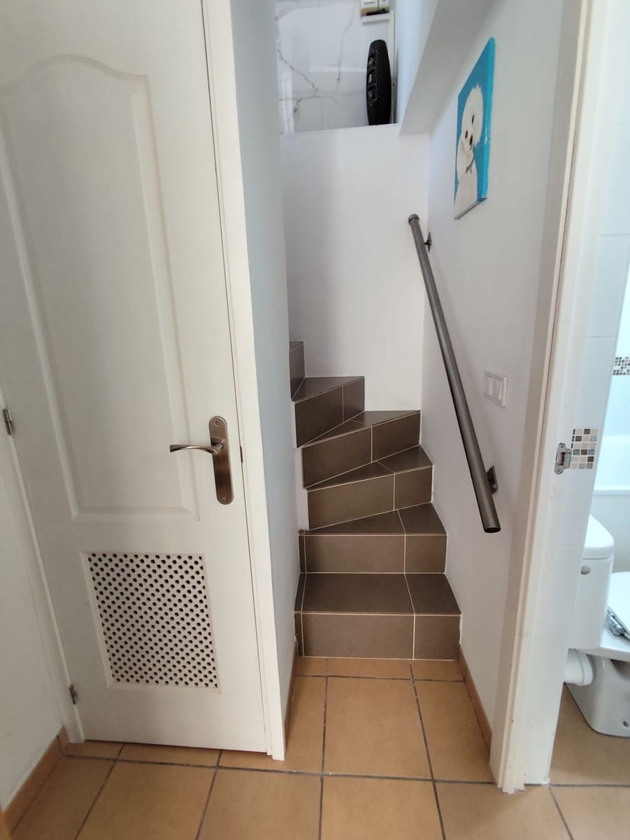 2 slaapkamer Villa te koop in Almunecar met zwembad garage - € 380.000 (Ref: 9439629)