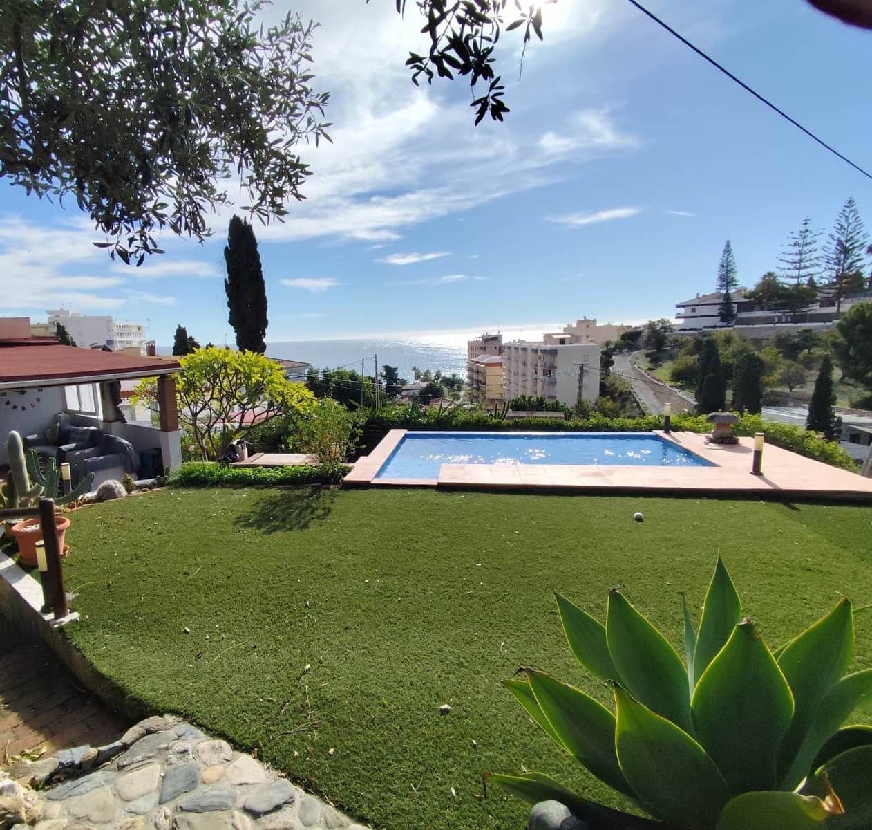 2 slaapkamer Villa te koop in Almunecar met zwembad garage - € 380.000 (Ref: 9439629)