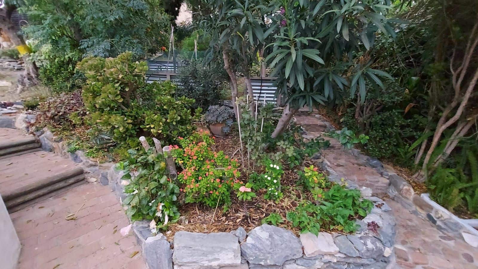 2 slaapkamer Villa te koop in Almunecar met zwembad garage - € 380.000 (Ref: 9439629)