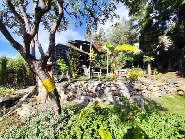 2 slaapkamer Villa te koop in Almuñécar met zwembad garage - € 380.000 (Ref: 9439629)