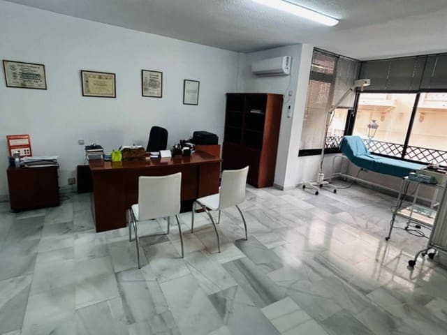 3 slaapkamer Appartement te koop in Almuñécar - € 290.000 (Ref: 9503791)