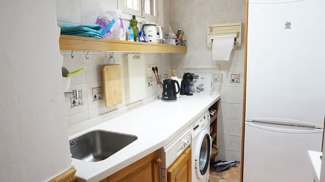 3 slaapkamer Villa te koop in Almuñécar met zwembad garage - € 550.000 (Ref: 9755263)