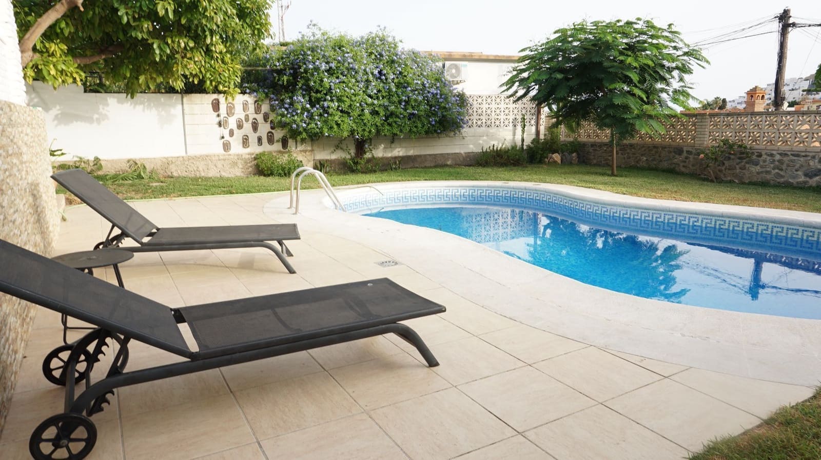 3 slaapkamer Villa te koop in Almunecar met zwembad garage - € 550.000 (Ref: 9755263)