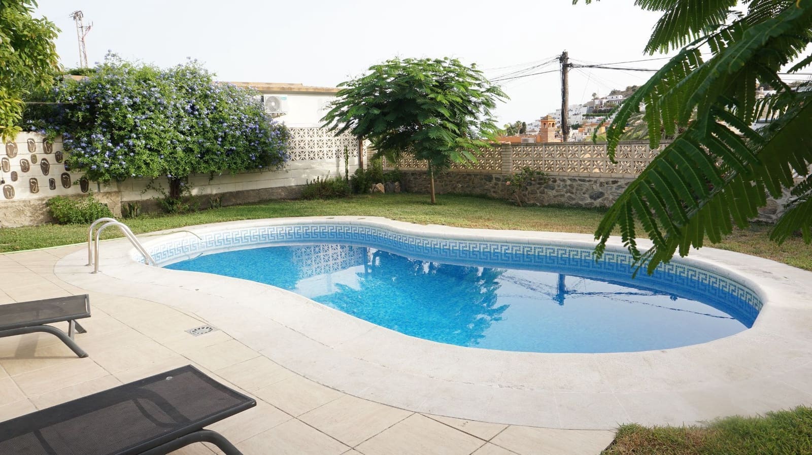 3 slaapkamer Villa te koop in Almunecar met zwembad garage - € 550.000 (Ref: 9755263)