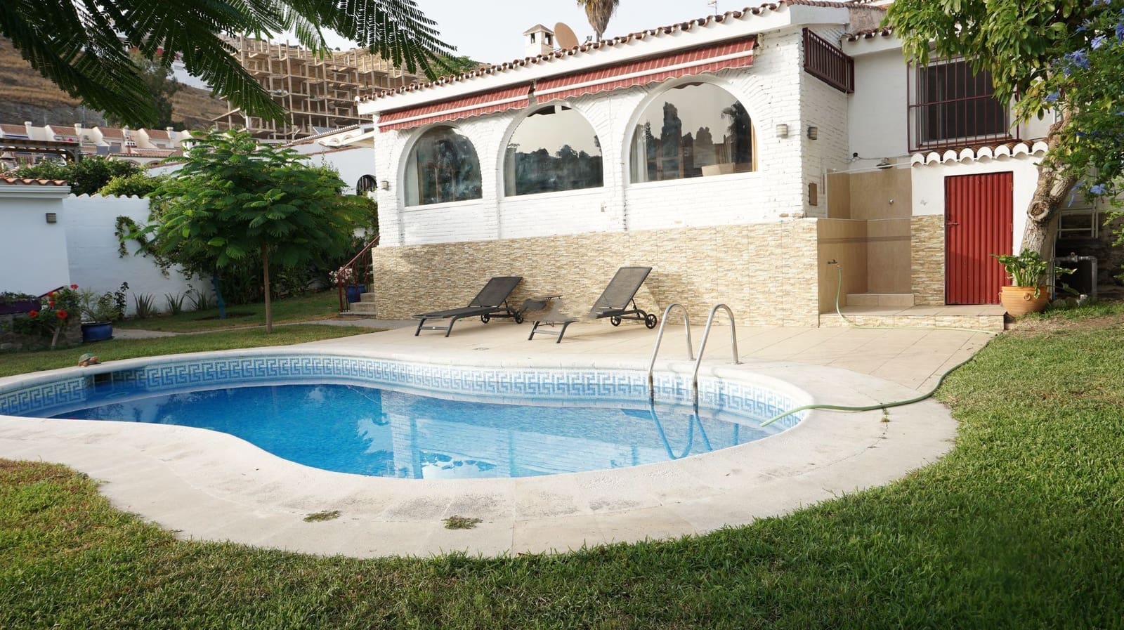 3 slaapkamer Villa te koop in Almunecar met zwembad garage - € 550.000 (Ref: 9755263)