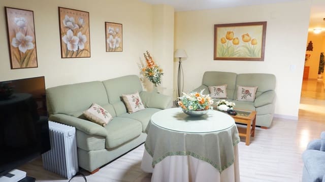 3 makuuhuone Huoneisto myytävänä paikassa Almuñécar mukana uima-altaan 
autotalli - 515 000 € (Ref: 9755264)