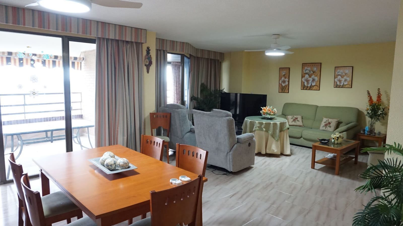 3 makuuhuone Huoneisto myytävänä paikassa Almunecar mukana uima-altaan 
autotalli - 515 000 € (Ref: 9755264)