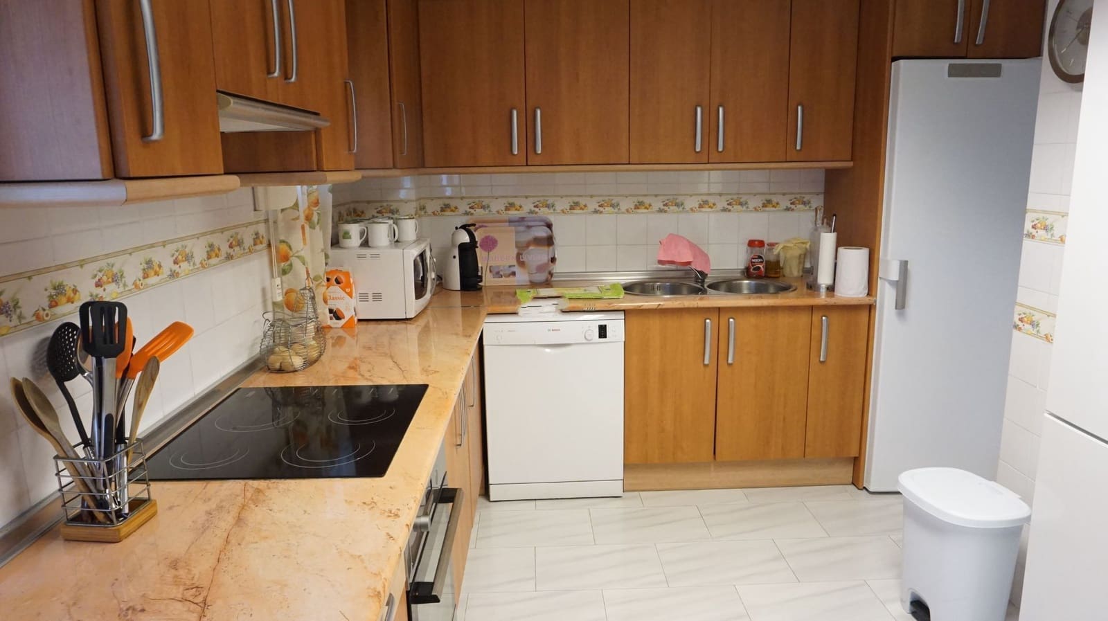 3 makuuhuone Huoneisto myytävänä paikassa Almunecar mukana uima-altaan 
autotalli - 515 000 € (Ref: 9755264)