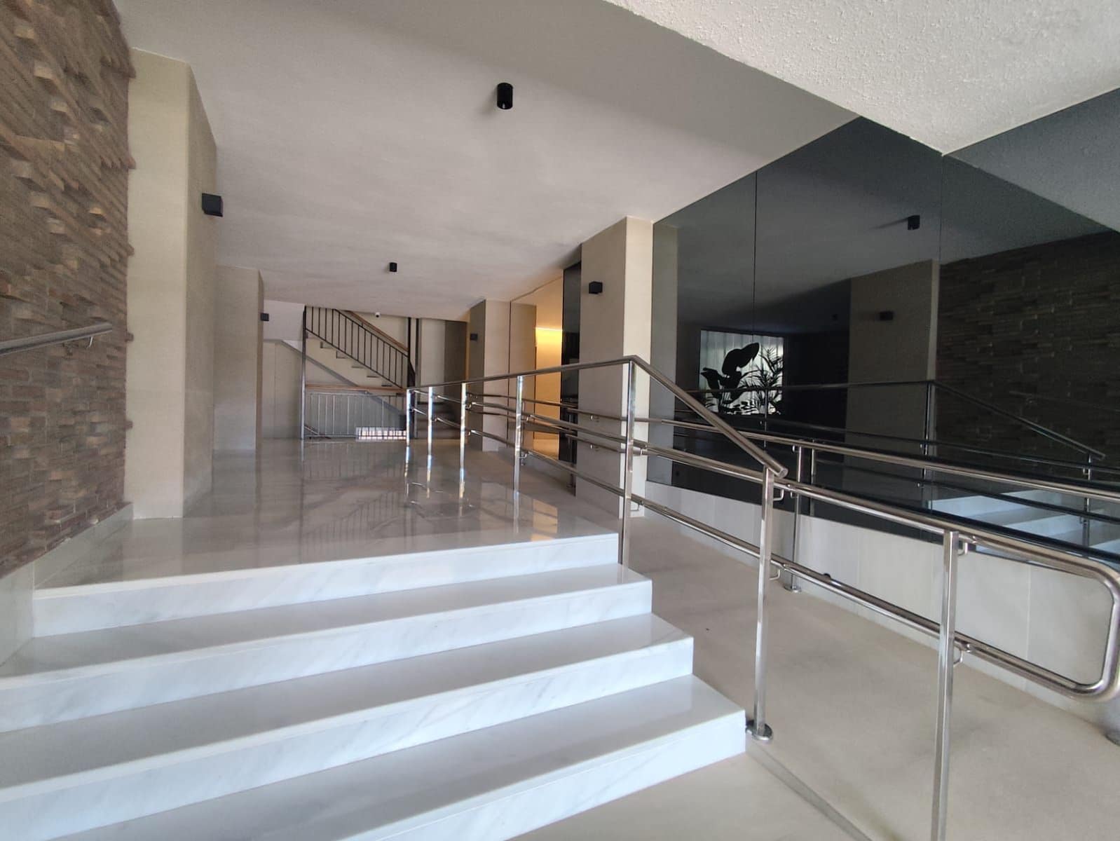 2 slaapkamer Appartement te koop in Almunecar met zwembad - € 320.000 (Ref: 9780070)