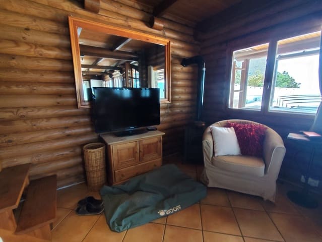 2 soveværelse Finca/Landehus til salg i Jete med swimmingpool garage - € 270.000 (Ref: 9828224)