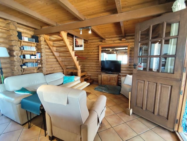 2 soveværelse Finca/Landehus til salg i Jete med swimmingpool garage - € 270.000 (Ref: 9828224)