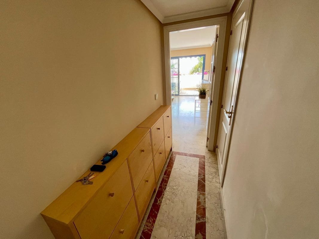 2 bedroom Apartment for sale in Almunecar with pool garage - € 358,000 (Ref: 9833178)