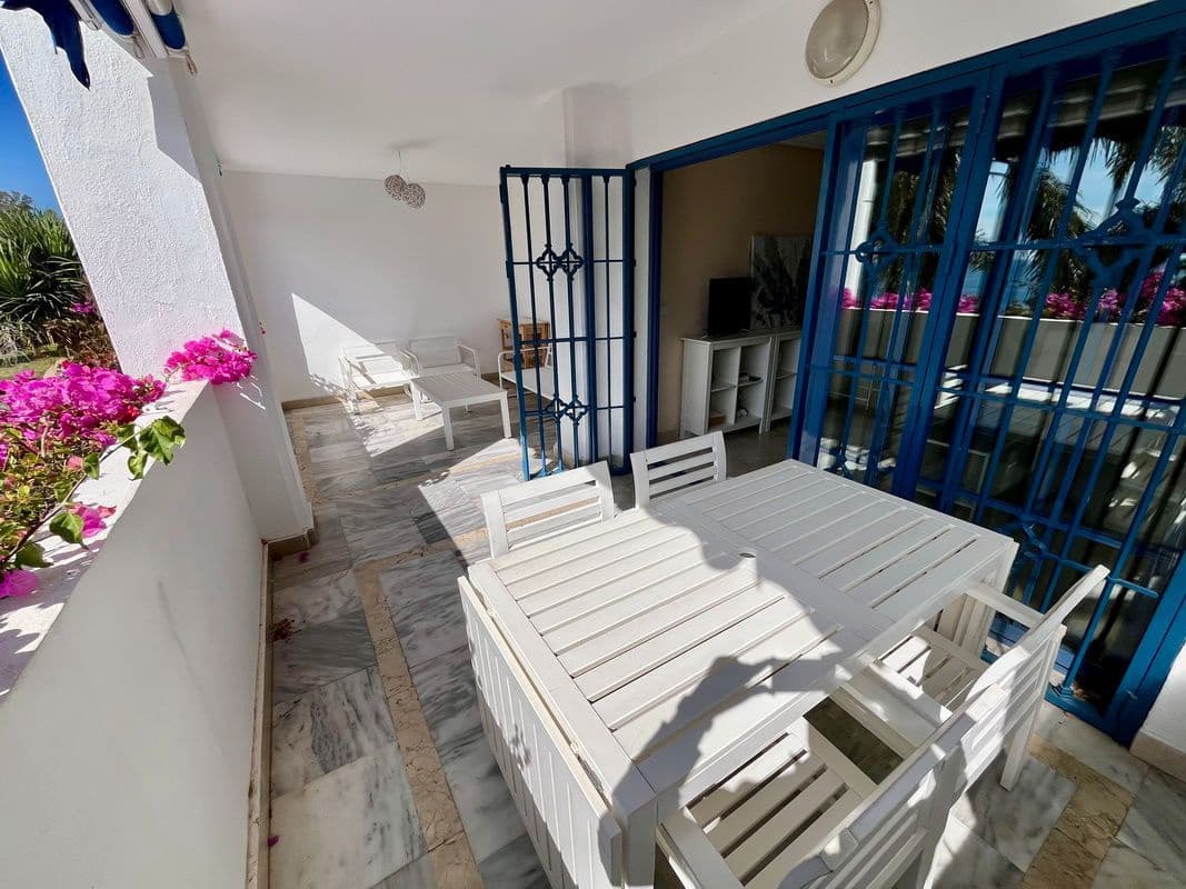 2 bedroom Apartment for sale in Almunecar with pool garage - € 358,000 (Ref: 9833178)