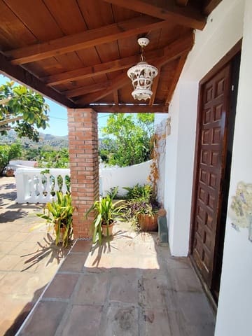 3 sypialnia Willa na sprzedaż w La Herradura, Almuñécar z basenem garażem - 640 000 € (Ref: 9891550)