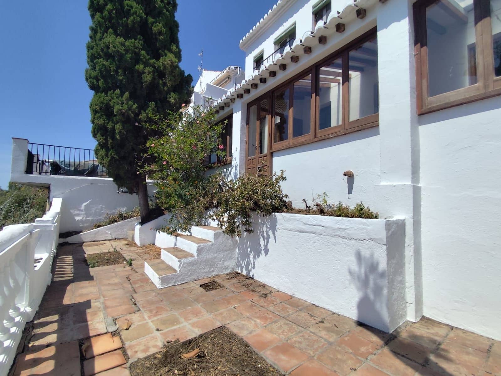 3 quarto Moradia para venda em La Herradura com piscina garagem - 640 000 € (Ref: 9891550)
