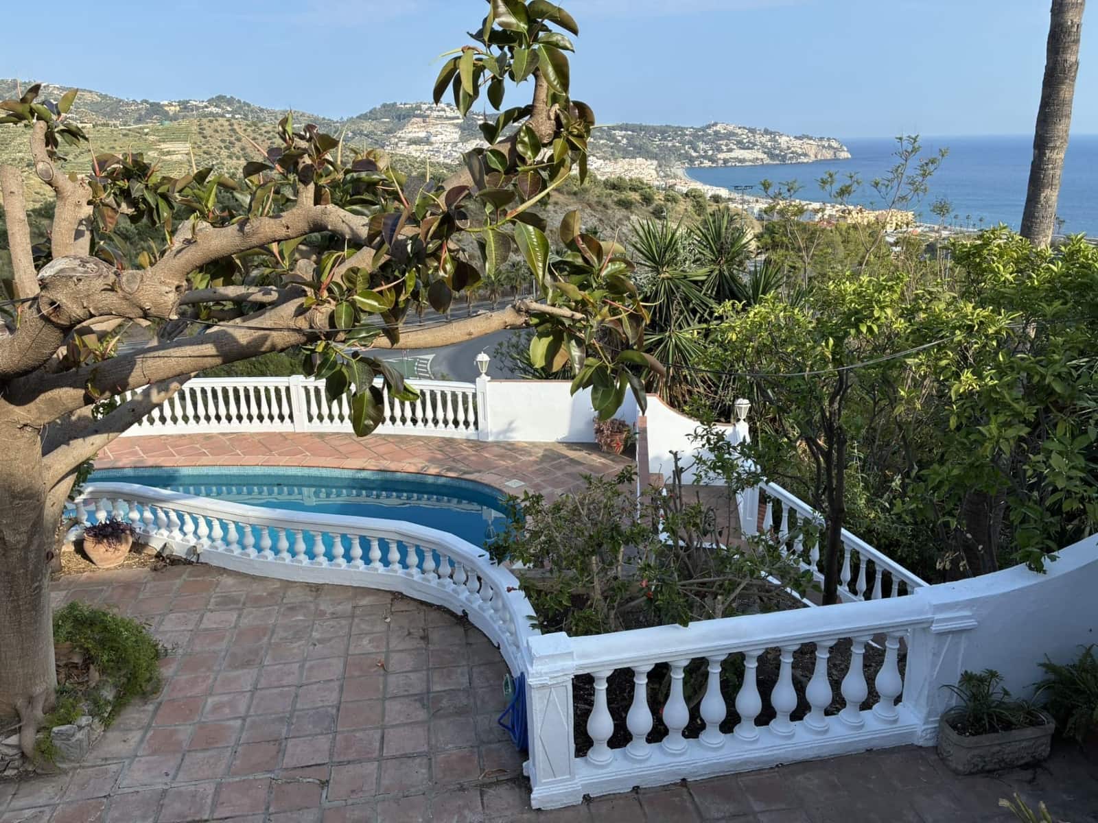 3 sovrum Villa till salu i La Herradura med pool garage - 549 000 € (Ref: 9891550)