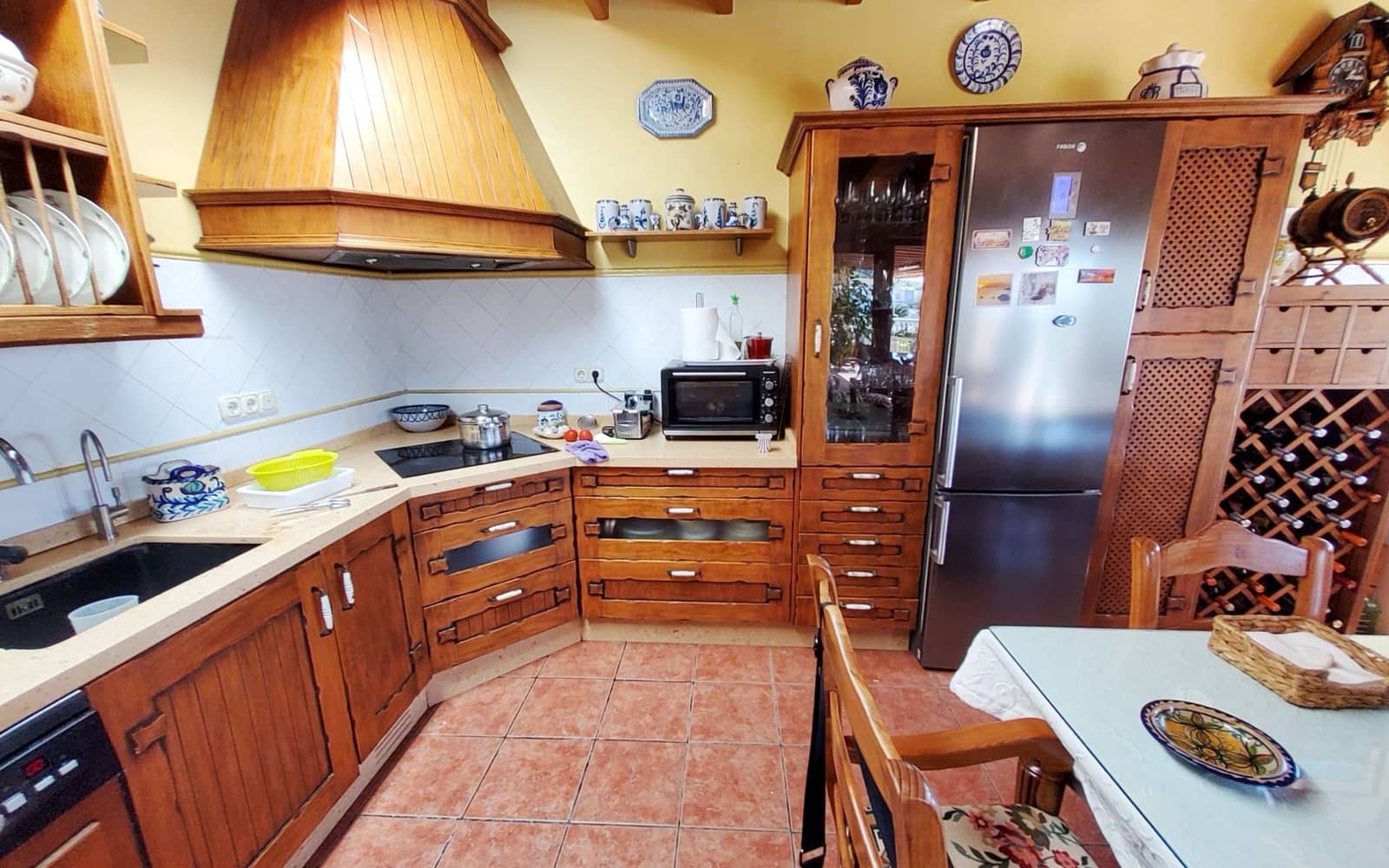 4 sypialnia Willa na sprzedaż w Almunecar z basenem garażem - 1 400 000 € (Ref: 9893660)