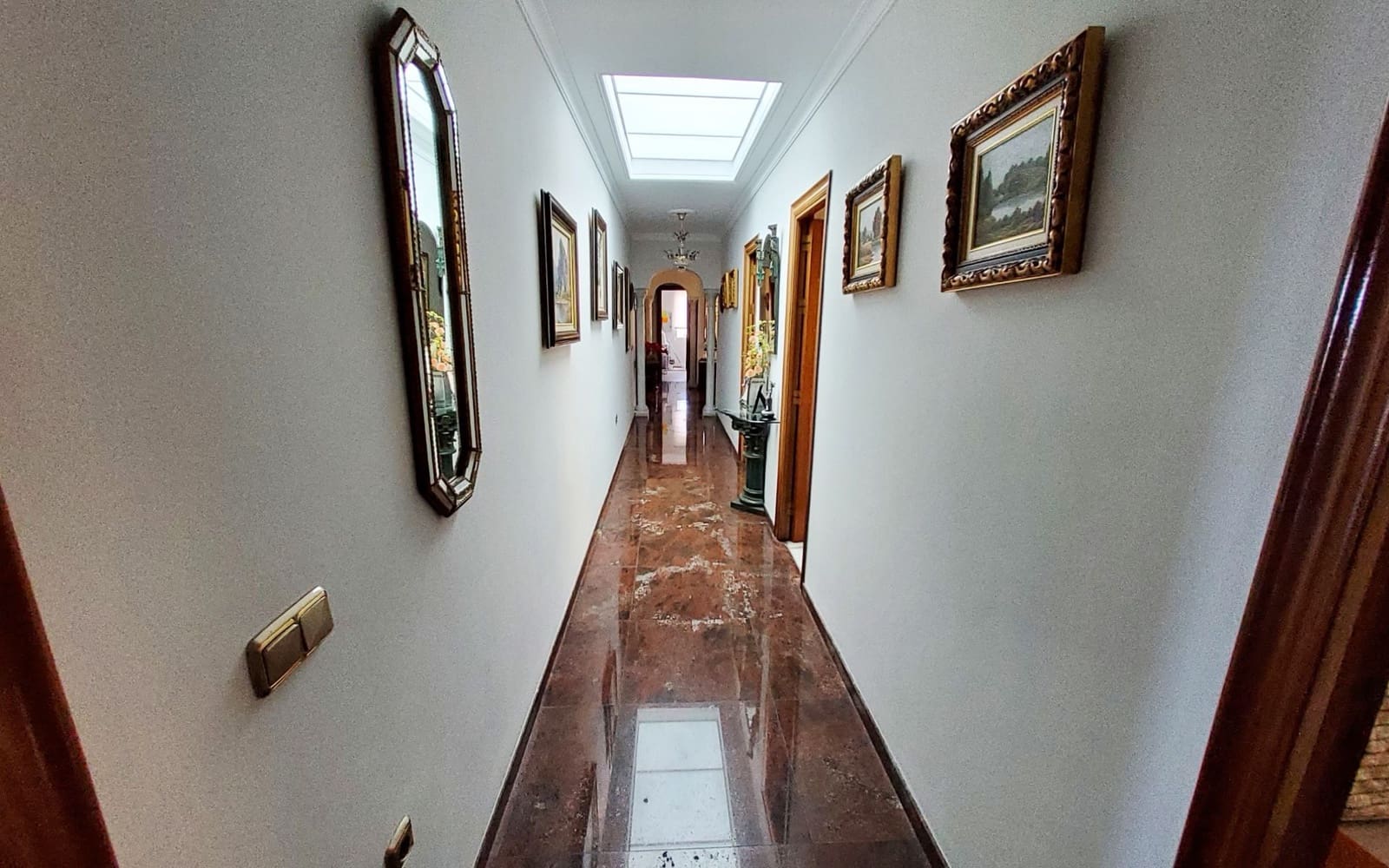 4 sypialnia Willa na sprzedaż w Almunecar z basenem garażem - 1 400 000 € (Ref: 9893660)