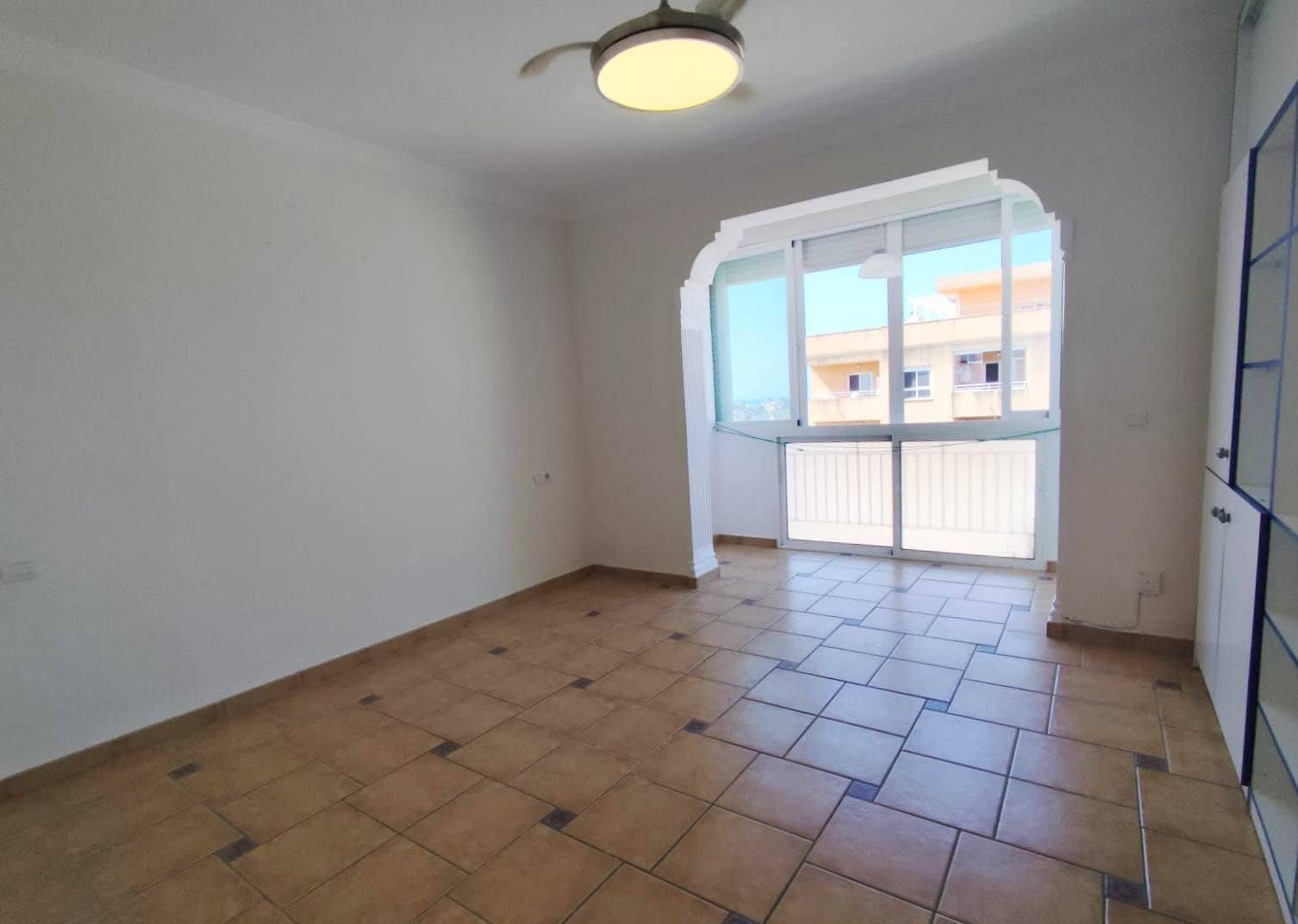 Studio for sale in Almunecar - € 105,000 (Ref: 9937459)