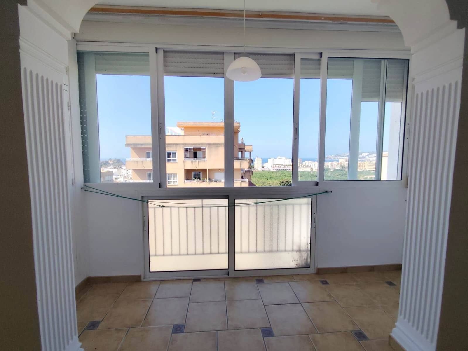 Studio for sale in Almunecar - € 105,000 (Ref: 9937459)