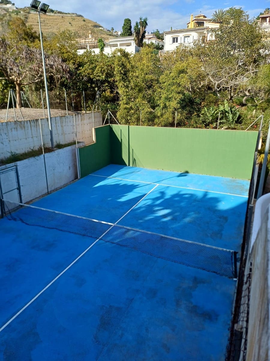 2 soveværelse Lejlighed til salg i Almunecar med swimmingpool garage - € 365.000 (Ref: 9945034)