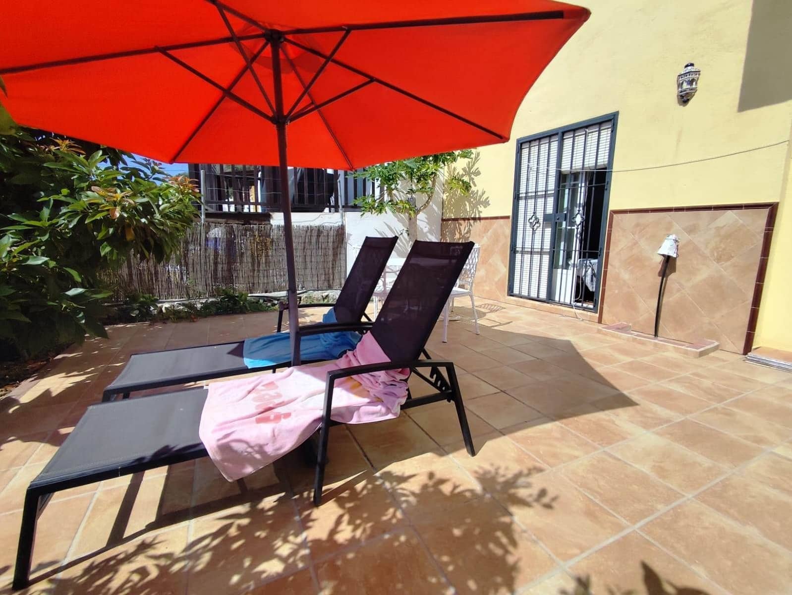 3 quarto Moradia Geminada para venda em La Herradura com garagem - 325 000 € (Ref: 9950917)
