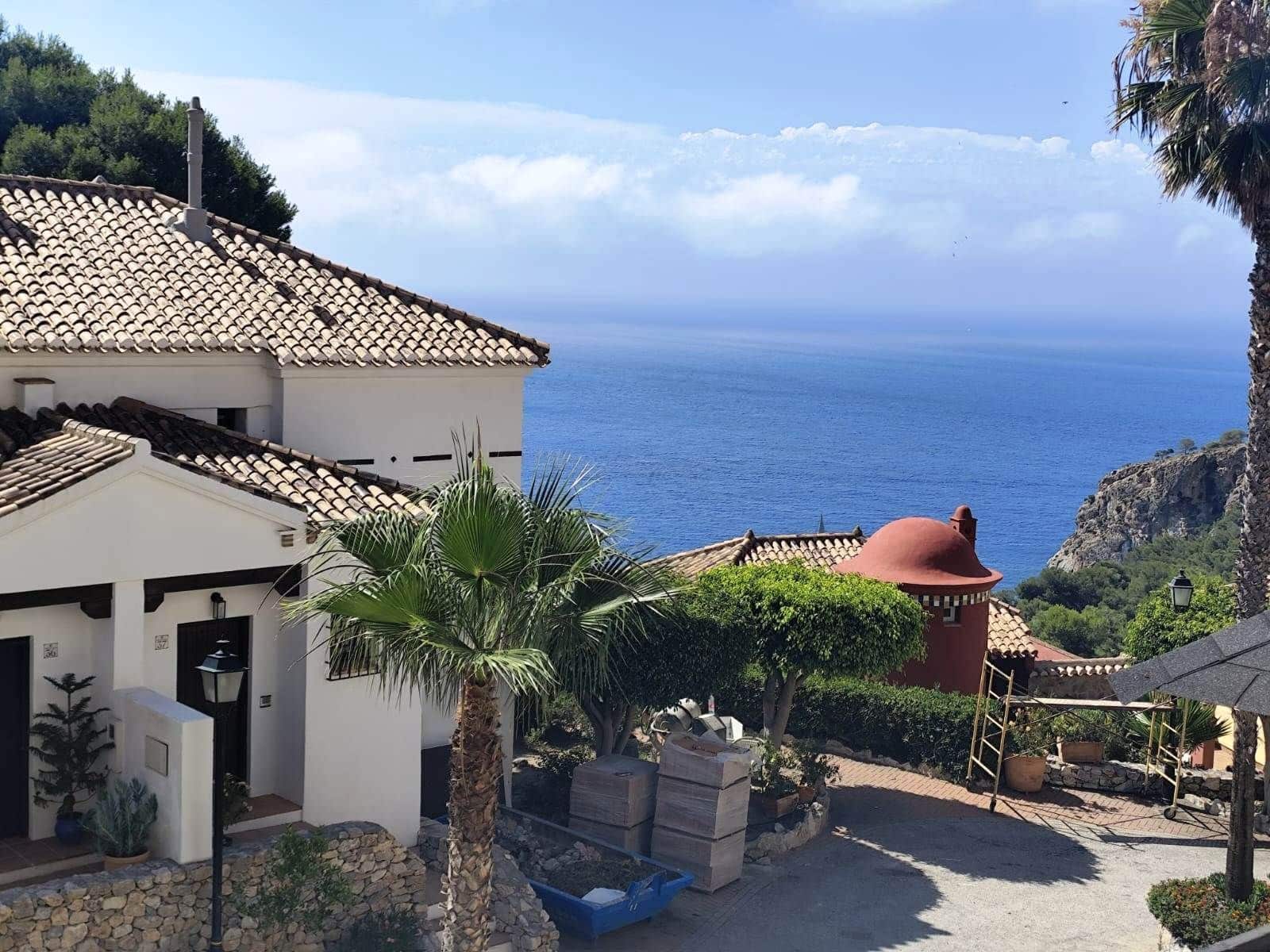 3 quarto Moradia Geminada para venda em La Herradura com garagem - 325 000 € (Ref: 9950917)
