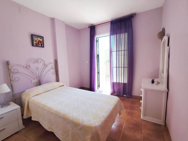 3 quarto Moradia Geminada para venda em La Herradura, Almuñécar com garagem - 325 000 € (Ref: 9950917)