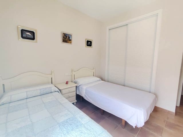 3 quarto Moradia Geminada para venda em La Herradura, Almuñécar com garagem - 325 000 € (Ref: 9950917)
