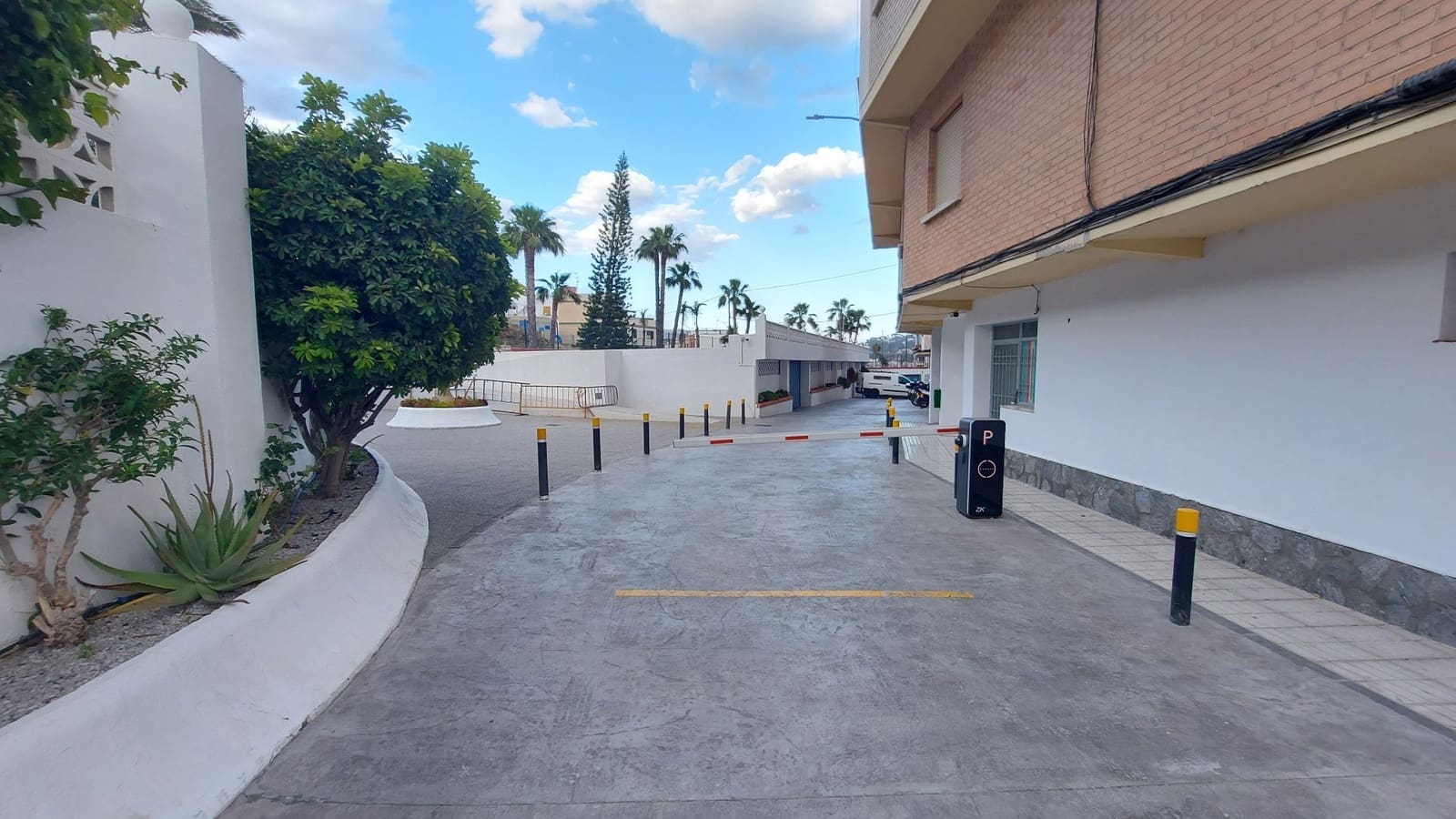 1 quarto Apartamento para venda em Almunecar com piscina garagem - 165 000 € (Ref: 9953644)