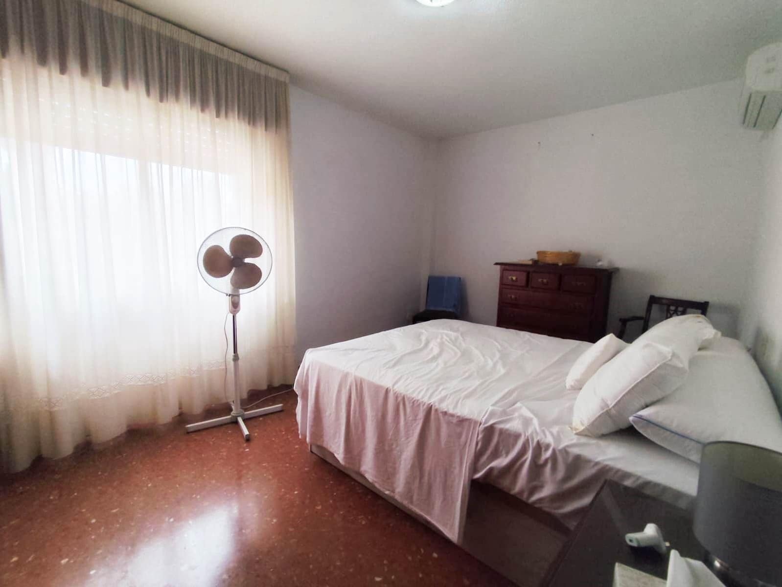 4 Zimmer Apartment zu verkaufen in Almunecar - 220.000 € (Ref: 9984292)