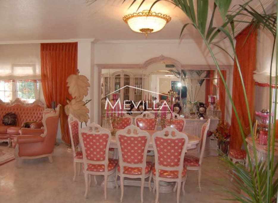 6 bedroom Villa for sale in Playa Flamenca with pool garage - € 2,100,000 (Ref: 2548213)