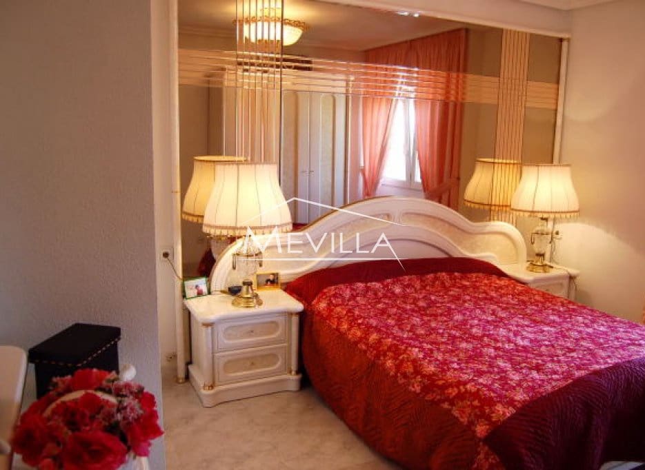 6 bedroom Villa for sale in Playa Flamenca with pool garage - € 2,100,000 (Ref: 2548213)