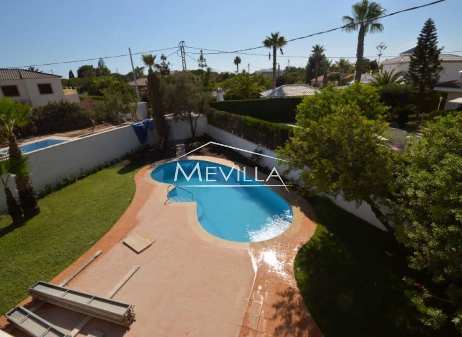 6 Zimmer Villa zu verkaufen in Cabo Roig mit Pool Garage - 1.700.000 € (Ref: 2548249)