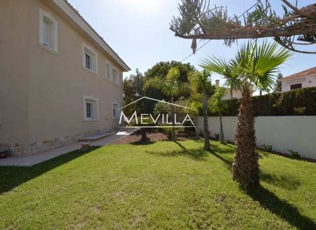 6 soveværelse Villa til salg i Cabo Roig, Orihuela med swimmingpool garage - € 1.700.000 (Ref: 2548249)