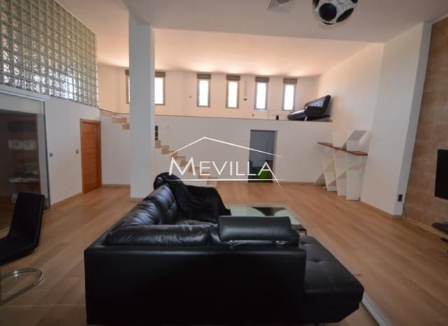 5 sypialnia Willa na sprzedaż w Dehesa de Campoamor, Orihuela z basenem garażem - 1 900 000 € (Ref: 2655420)