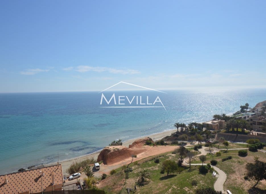 5 sypialnia Willa na sprzedaż w Campoamor z basenem garażem - 1 900 000 € (Ref: 2655420)