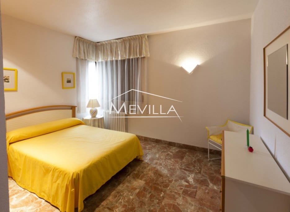 7 bedroom Villa for sale in Campoamor with pool garage - € 900,000 (Ref: 2716074)