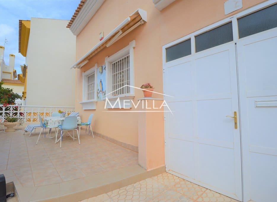 3 sovrum Villa till salu i Cabo Roig med garage - 330 000 € (Ref: 2814478)