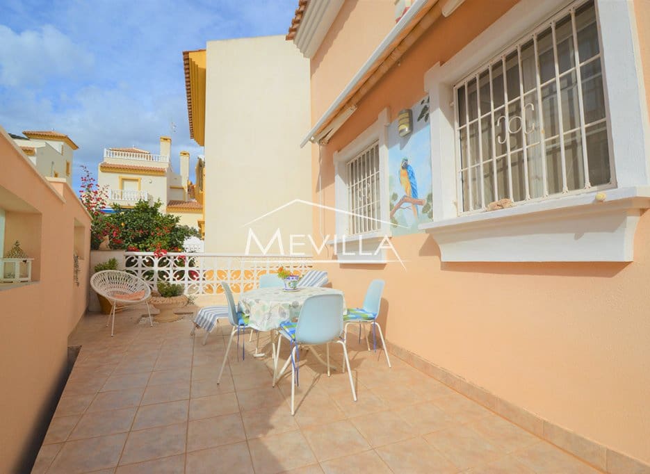 3 sovrum Villa till salu i Cabo Roig med garage - 330 000 € (Ref: 2814478)