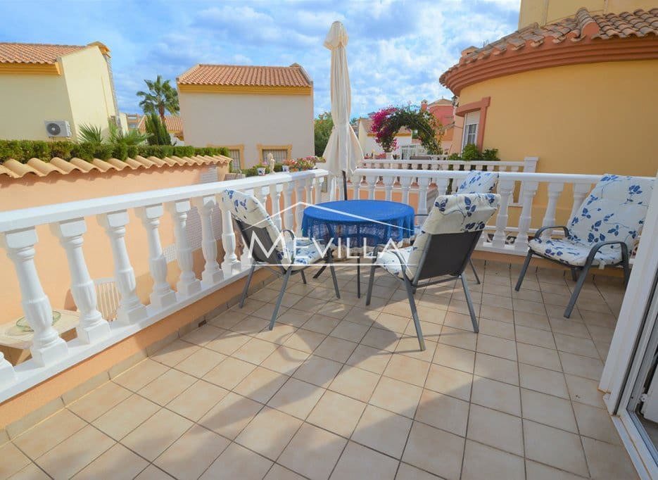 3 sovrum Villa till salu i Cabo Roig med garage - 330 000 € (Ref: 2814478)