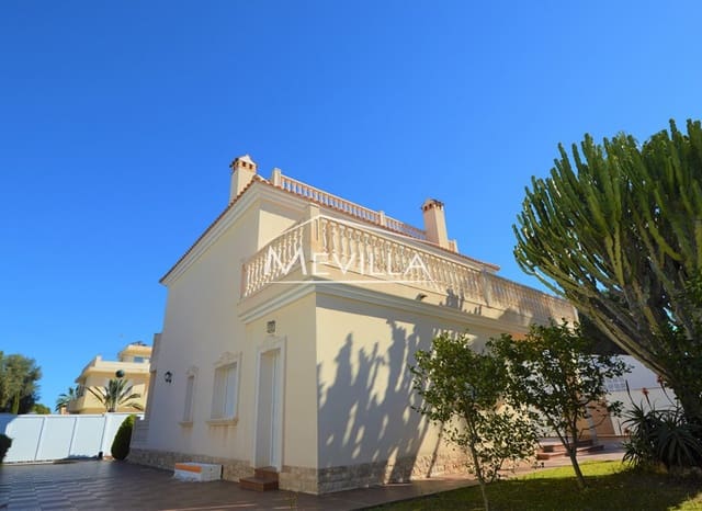 4 quarto Moradia para venda em Cabo Roig, Orihuela com piscina garagem - 950 000 € (Ref: 3233106)