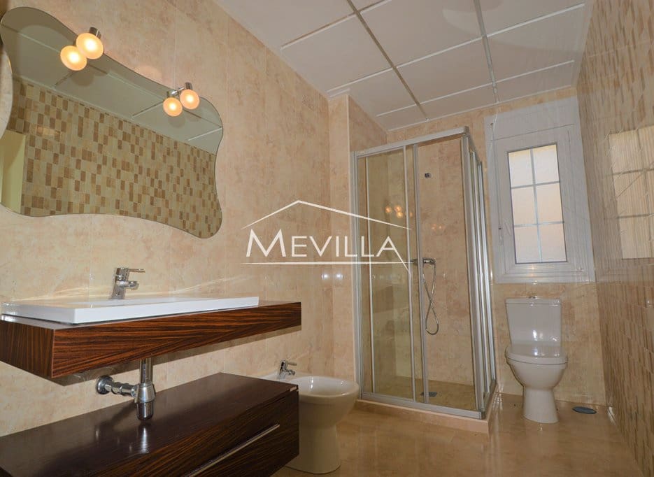 4 slaapkamer Villa te koop in Cabo Roig met zwembad garage - € 950.000 (Ref: 3233106)