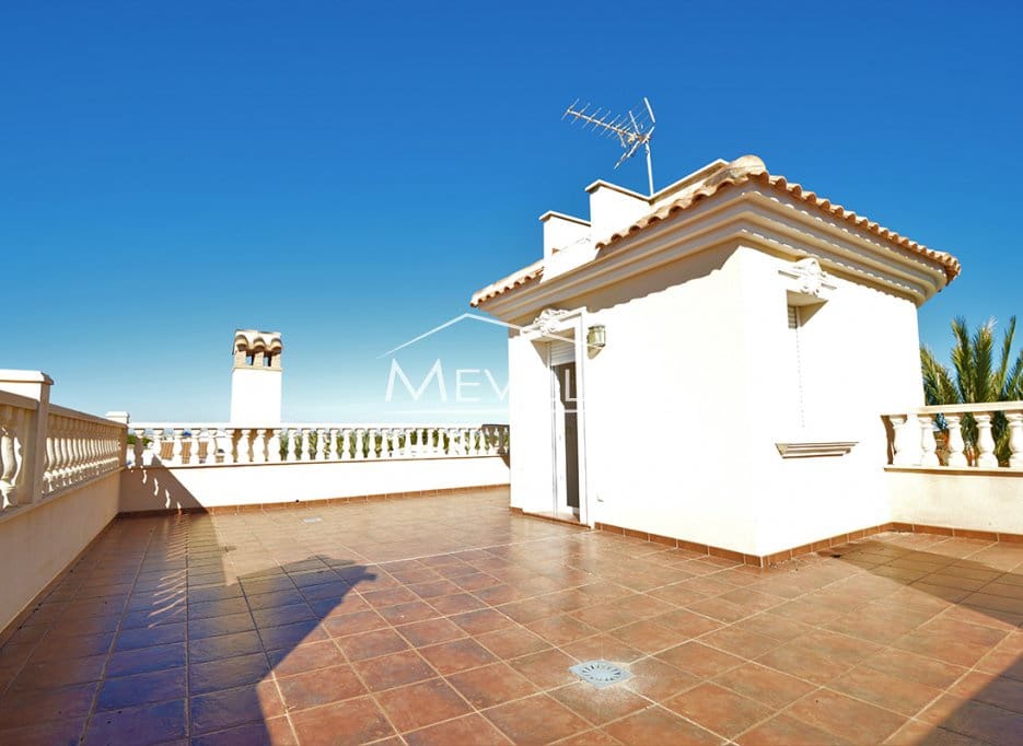 4 slaapkamer Villa te koop in Cabo Roig met zwembad garage - € 950.000 (Ref: 3233106)