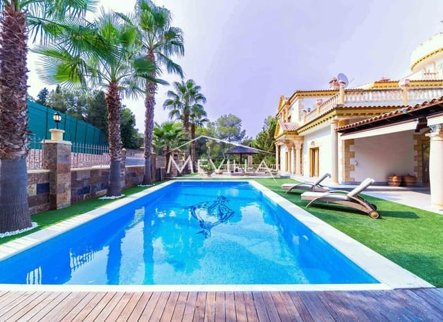7 slaapkamer Villa te koop in Dehesa de Campoamor, Orihuela met zwembad garage - € 1.350.000 (Ref: 3736185)