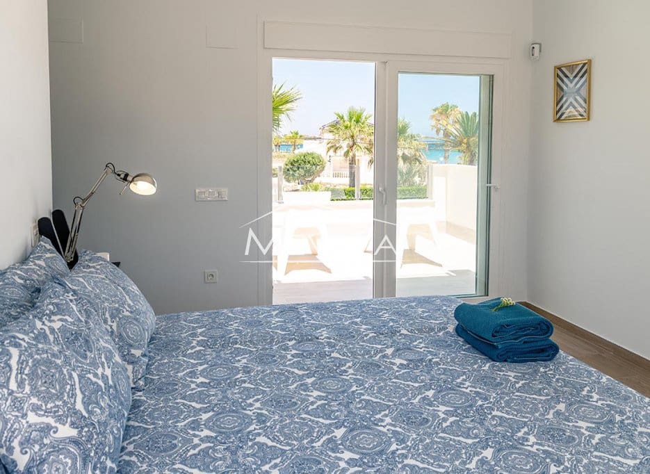3 soverom Villa til salgs i Playa Flamenca med svømmebasseng garasje - € 940 000 (Ref: 6455502)